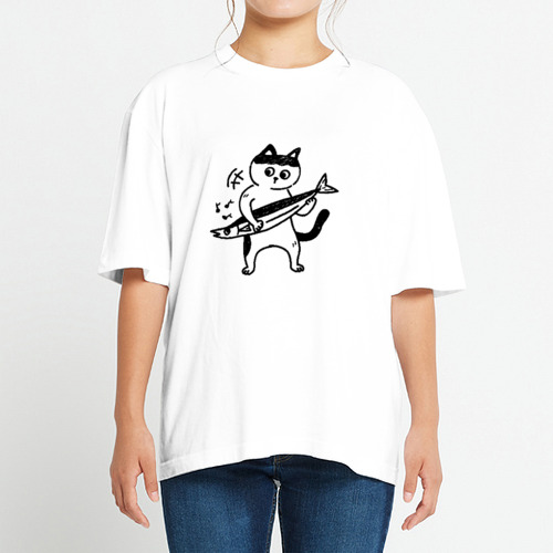 秋刀魚（さんま）弾きのづらねこ君！ ヘビーウェイト ビッグシルエットTシャツ