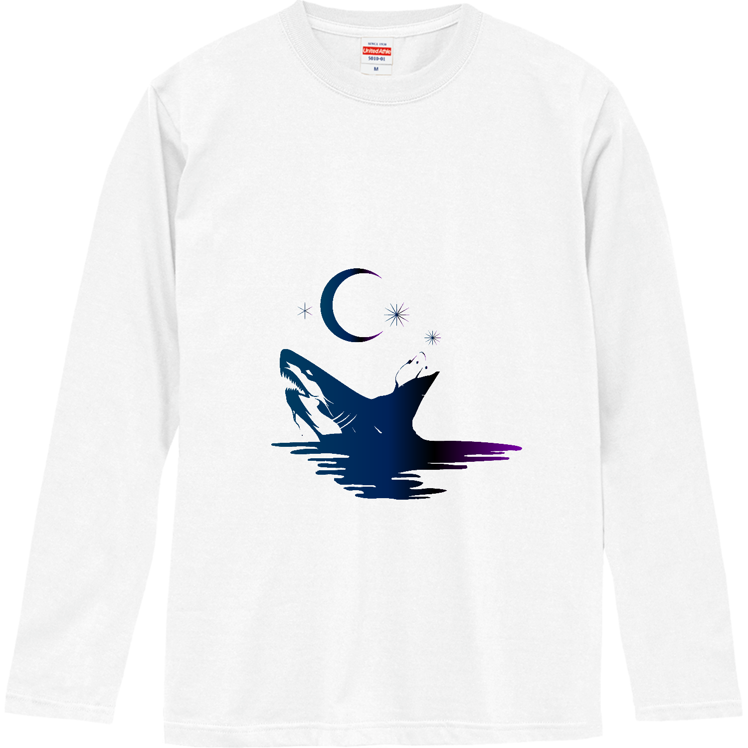 月とサメのシルエットアート ロングスリーブTシャツ