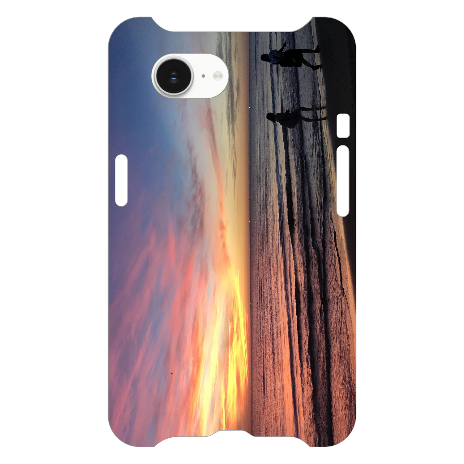 夕焼けの浜辺、帰り道 iPhone16e