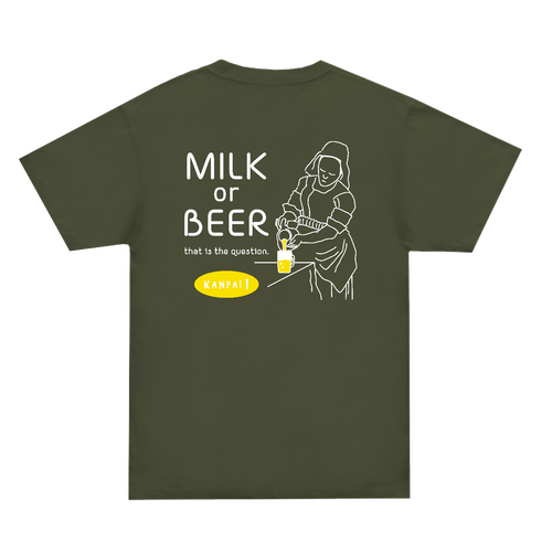 牛乳を注ぐ女×BEER 白メッセージ バックプリント | スーパーヘビーＴシャツ スーパーヘビーＴシャツ