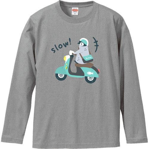 スクーターでお散歩ドライプ エンペラーペンギンくん（ヒナ） type01 ロングスリーブTシャツ