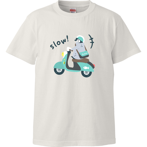 スクーターでお散歩ドライプ エンペラーペンギンくん（ヒナ） type01 ハイクオリティーTシャツ